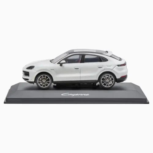 ESCALA 1:43 PORSCHE CAYENNE E3 II
